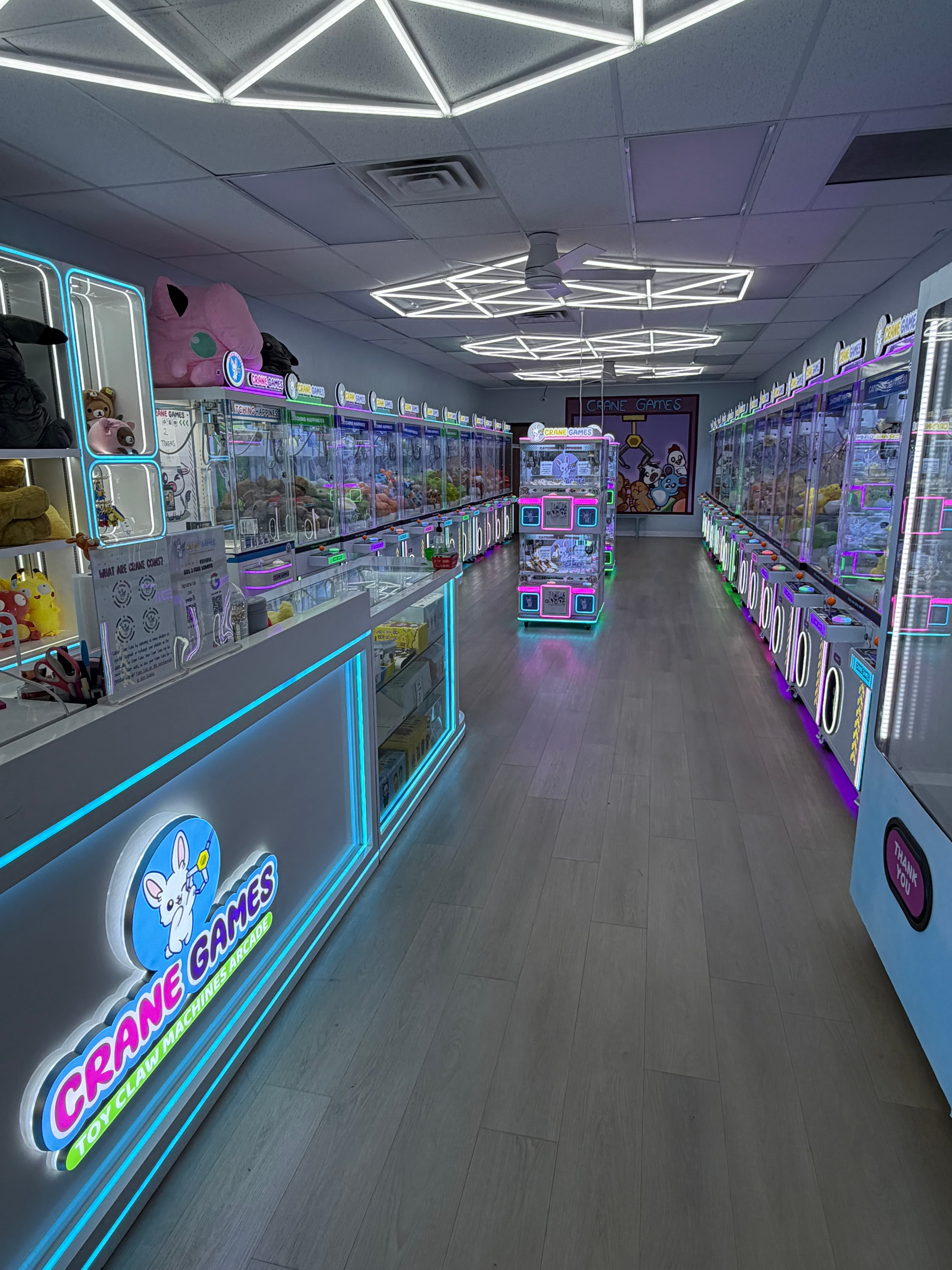 Crane Games - Aurora