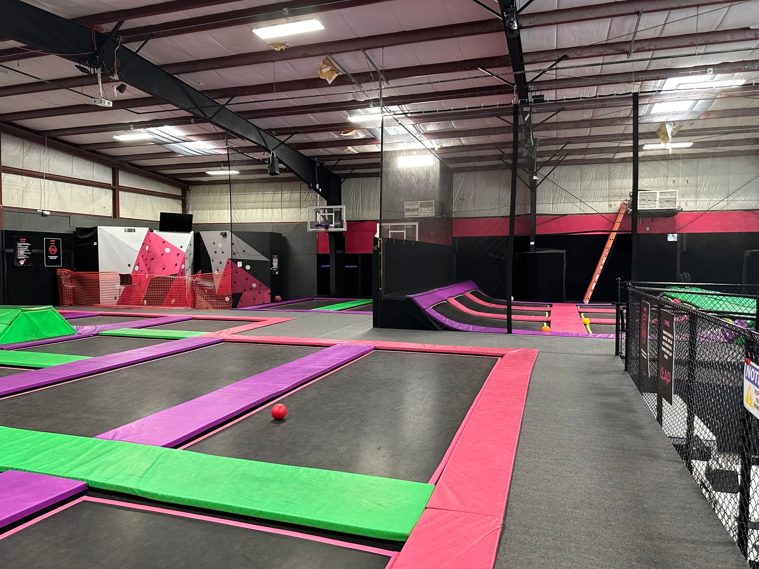 Leap Trampoline Park - Salina